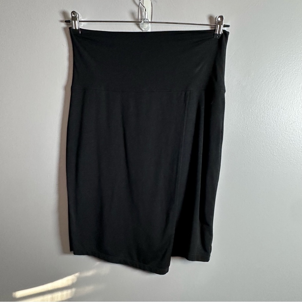 Athleta Black Stretch Knit Pull On Pencil Skirt Women’s Small